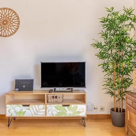 1-bedroom With Stunning River Views And Private Rooftop By Lisbeyond Appartamento *