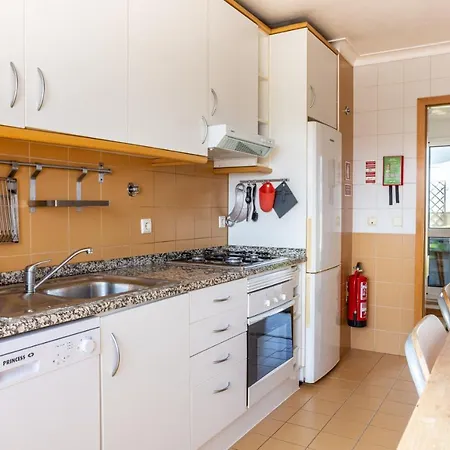 1-bedroom With Stunning River Views And Private Rooftop By Lisbeyond *