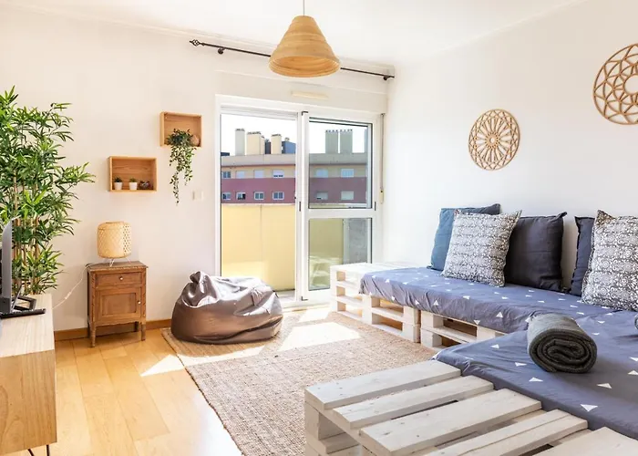 1-bedroom With Stunning River Views And Private Rooftop By Lisbeyond Lisboa